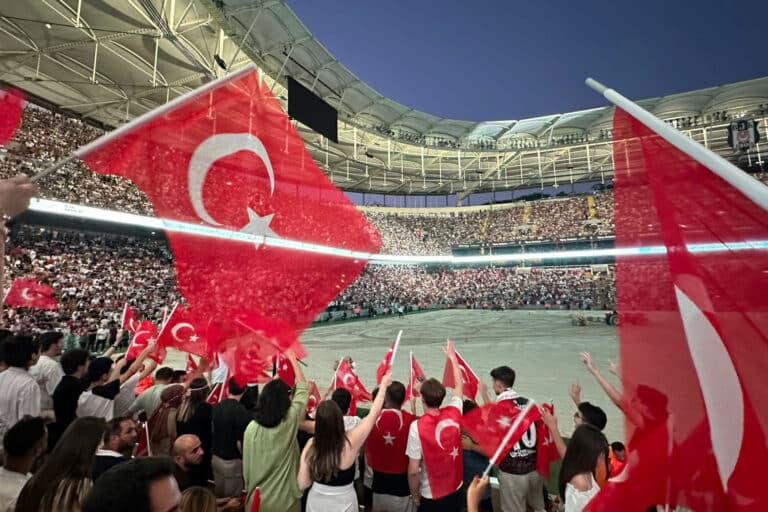 Σάλος στην Τουρκία: Πάνω από 1.000 ποδοσφαιριστές παραπέμπονται για εμπλοκή σε στοιχηματικό σκάνδαλο