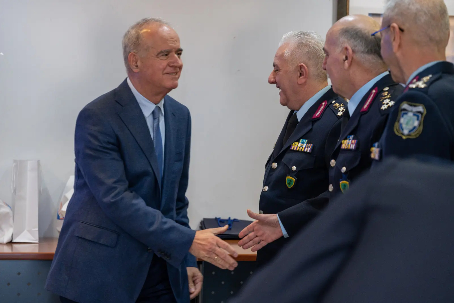 athlitikh via elas 19 12