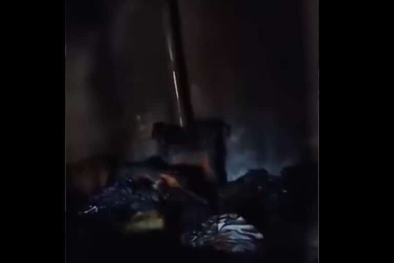 Ροδόπη: Για εμπρησμό από αμέλεια κατηγορείται η μητέρα του επτάχρονου που απανθρακώθηκε (βίντεο)