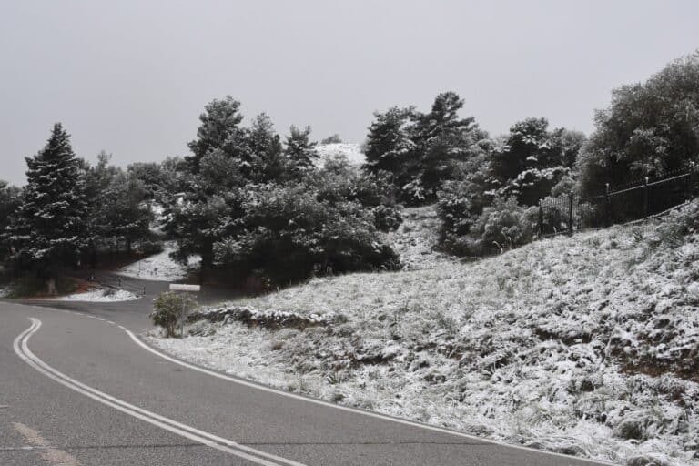 Έρχεται τσουχτερό κρύο και ισχυροί άνεμοι – Τι καιρό θα κάνει την Πρωτοχρονιά, πού αναμένονται βροχές και χιόνια