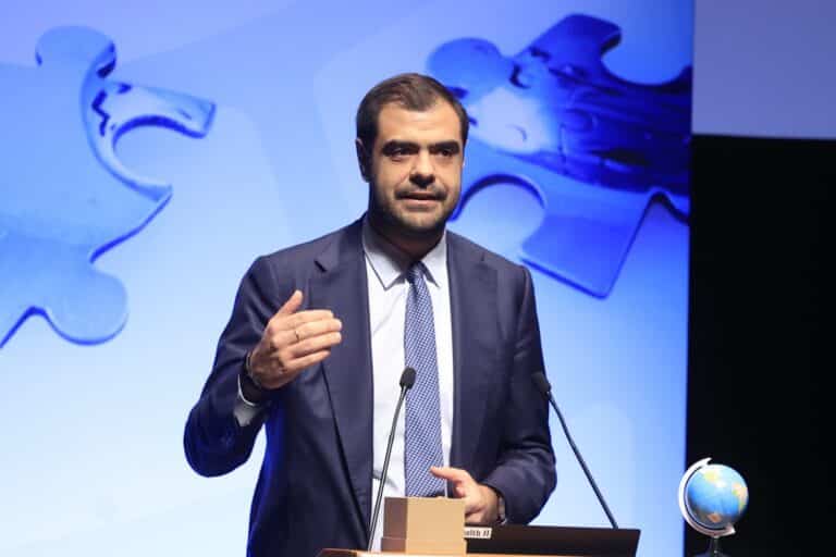 Μαρινάκης για επίθεση αγροτών κατά αστυνομικών: «Μονόδρομος η εφαρμογή του νόμου» (βίντεο)