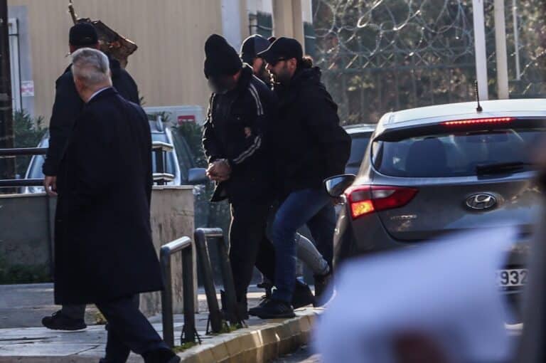 Κολωνάκι: Προφυλακίστηκε ο γιος της Ελένης Παπαδοπούλου για τη δολοφονία της