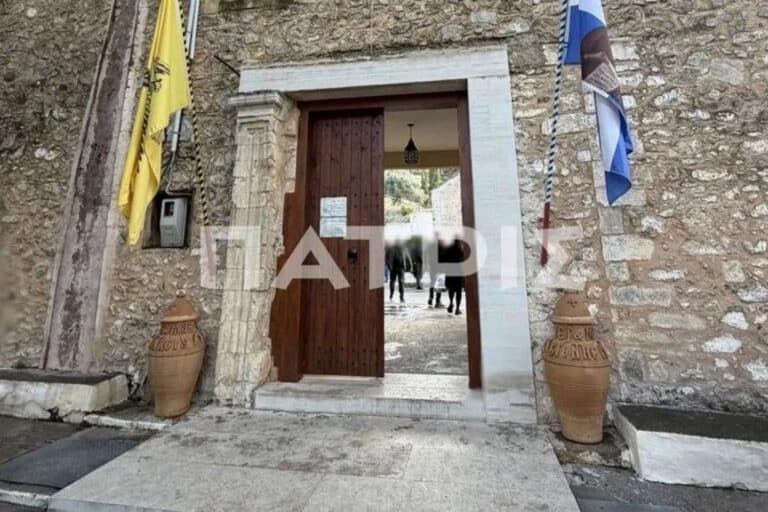 Βορίζια: Τελέστηκαν τα μνημόσυνα του 39χρονου και της 56χρονης που δολοφονήθηκαν στο μακελειό – Ακόμη δεν έχουν βρεθεί τα όπλα