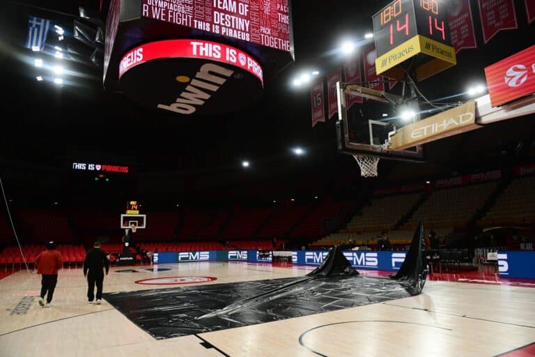 Ολυμπιακός: Αναβλήθηκε το παιχνίδι με τη Φενέρμπαχτσε λόγω κακοκαιρίας