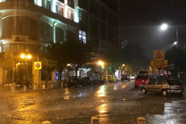 Κακοκαιρία: Ήχησε το 112 σε Θεσσαλονίκη και Κεντρική Μακεδονία – «Αποφύγετε τις άσκοπες μετακινήσεις»