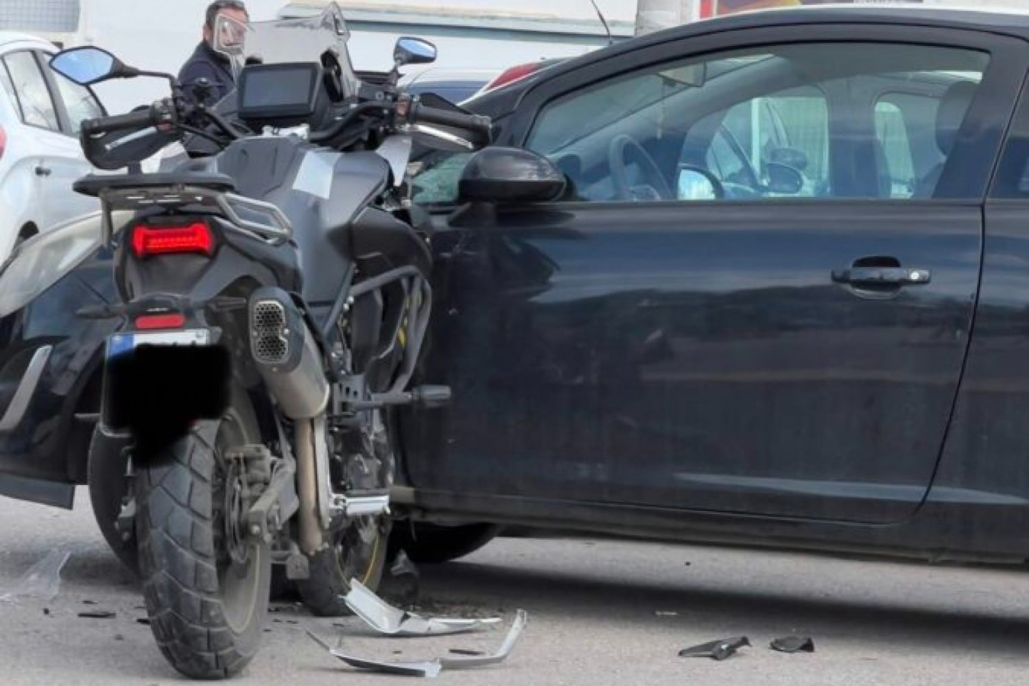 troxaio anavissos 2 12 2025