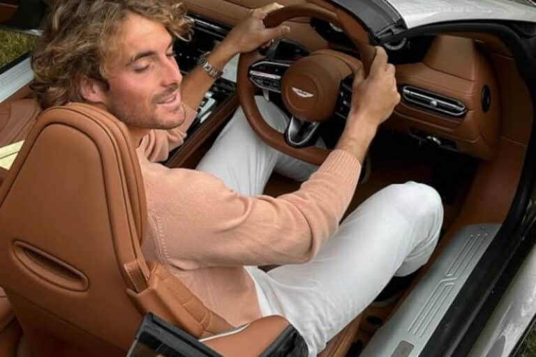 Στέφανος Τσιτσιπάς: Σχηματίζεται δικογραφία σε βάρος του τη Δευτέρα αν δεν παραδώσει το δίπλωμα οδήγησης (βίντεο)