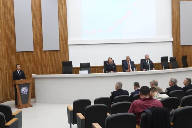 Κύκλωμα κοκαΐνης: Ο ρόλος του «Έλληνα Εσκομπάρ» – Πετούσαν τα ναρκωτικά στη θάλασσα και τα μάζευαν δύτες