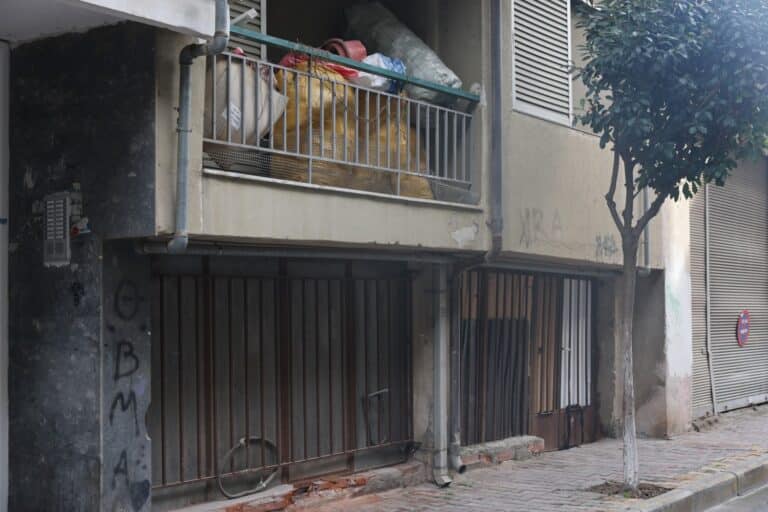 Θεσσαλονίκη: Συνελήφθη ο 52χρονος για τις δύο δολοφονημένες γυναίκες – Χειροπέδες και σε έναν 50χρονο