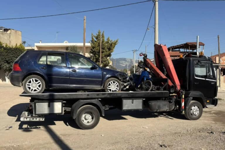 Αχαρνές: Επιχείρηση της ΕΛ.ΑΣ. σε οικισμούς – Συνελήφθησαν 13 άτομα για ρευματοκλοπή και παραβάσεις του ΚΟΚ