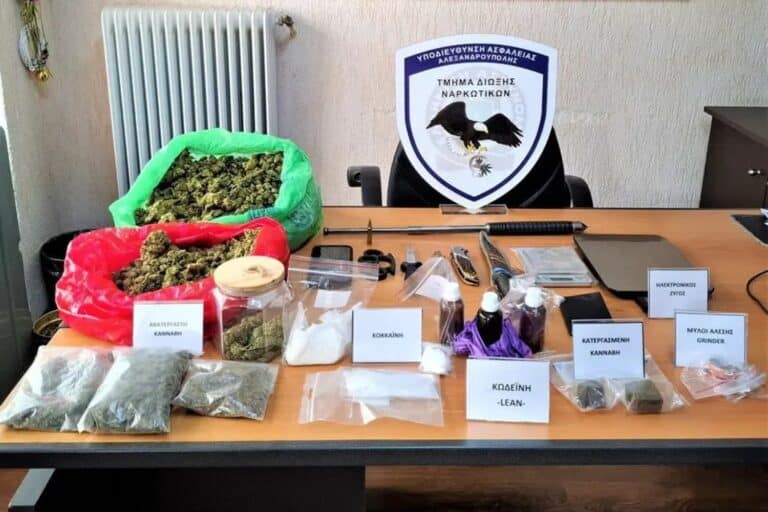 Έβρος: Δύο στρατιωτικοί ΕΠΟΠ συνελήφθησαν για ναρκωτικά – Κατασχέθηκαν κοκαΐνη, κάνναβη και μαχαίρια 