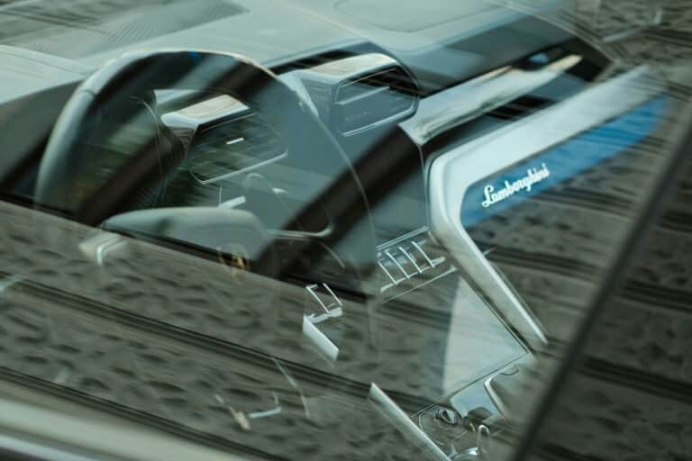 Φιμέ τζάμια στο αυτοκίνητο – Πότε τρως πρόστιμο σύμφωνα με τον νέο ΚΟΚ