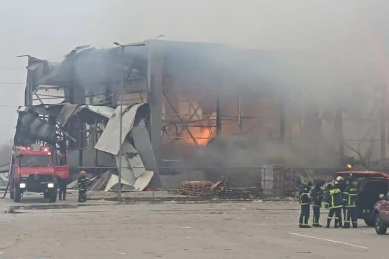 Τρίκαλα: Εντοπίστηκε και τέταρτη γυναίκα νεκρή από τη φωτιά στο εργοστάσιο «Βιολάντα» 