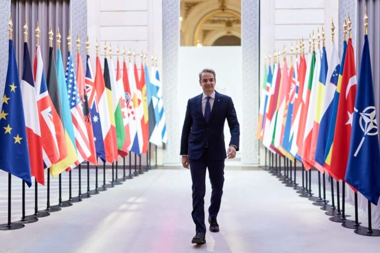 Μητσοτάκης: «Η Ελλάδα δεν θα συμμετάσχει σε ευρωπαϊκή στρατιωτική δύναμη στην Ουκρανία»