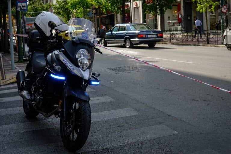 Θεσσαλονίκη: Κρατούσαν αλλοδαπούς ομήρους σε διαμέρισμα και ζητούσαν λύτρα – Τρεις συλλήψεις από την ΕΛ.ΑΣ.