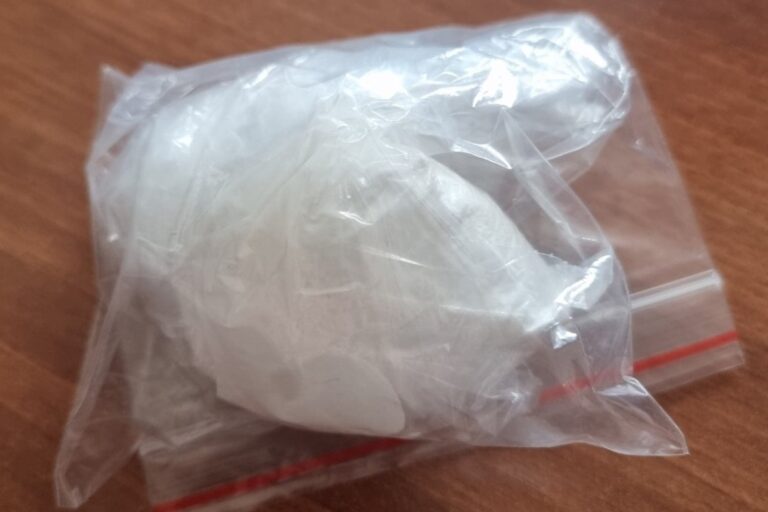 Κέρκυρα: Χειροπέδες σε τέσσερις άνδρες για διακίνηση και κατοχή ναρκωτικών – Κατασχέθηκαν κοκαΐνη και κάνναβη