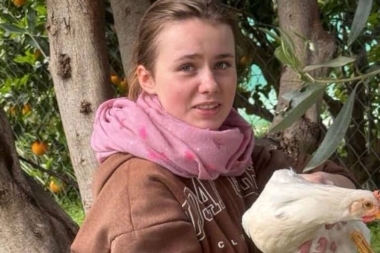 Εξαφάνιση Λόρας: «Δεν την άφηναν να περάσει» – Τι λέει συνεπιβάτης για το έγγραφο με την υπογραφή της μητέρας της