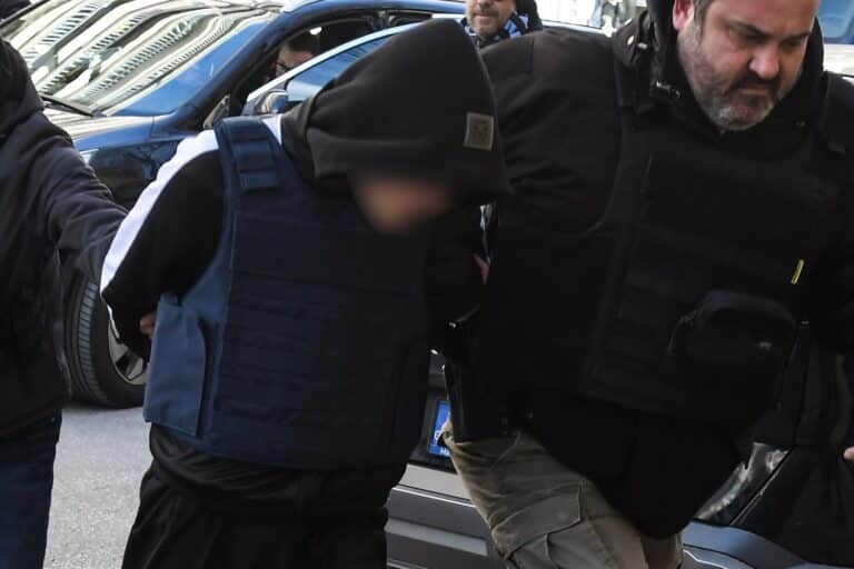 Φυλακές Κασσαβέτειας: Ξυλοκόπησαν τον 16χρονο που τραυμάτισε θανάσιμα τον 17χρονο στις Σέρρες – Τον μαστίγωσαν με ηλεκτρικό καλώδιο