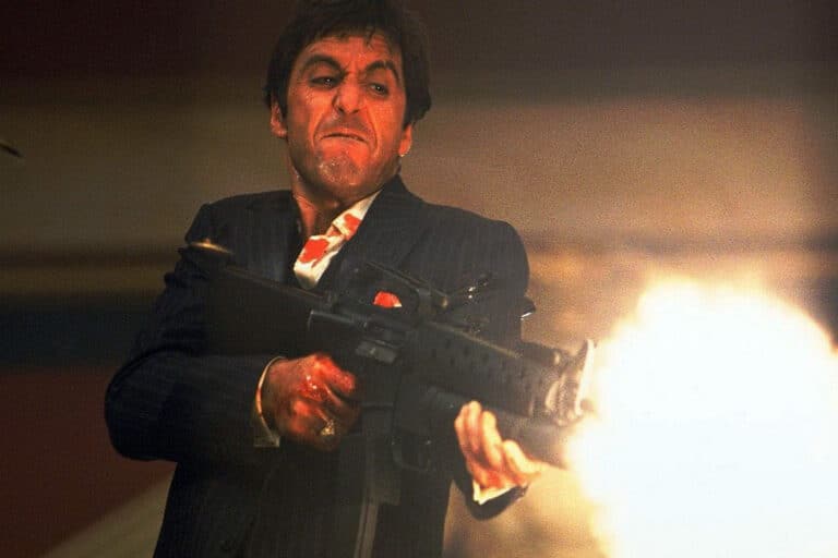 Ο Τόνι Μοντάνα δεν πέθανε ποτέ: Η διαδρομή του Scarface από τα «σκουπίδια» στο πάνθεον των icons