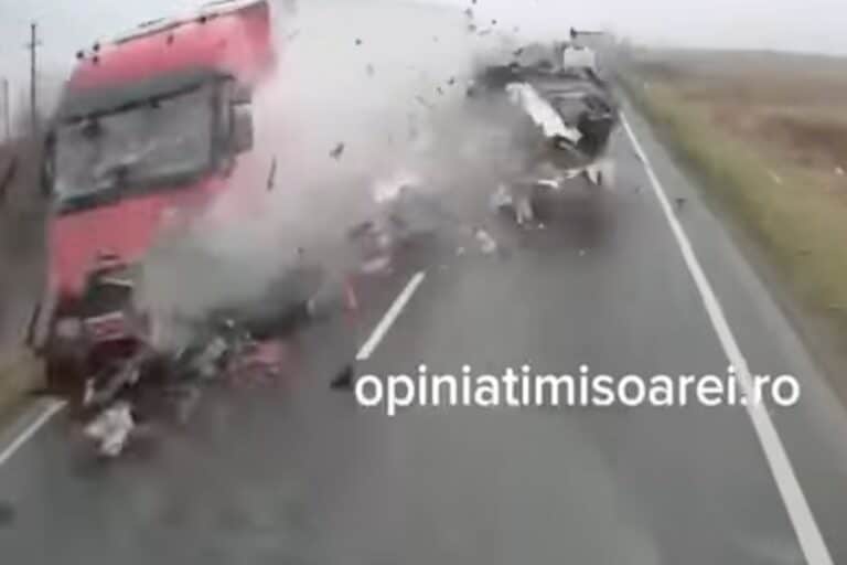 Σοκαριστικό βίντεο από το πολύνεκρο τροχαίο με τους οπαδούς του ΠΑΟΚ στη Ρουμανία – Σκληρές εικόνες 