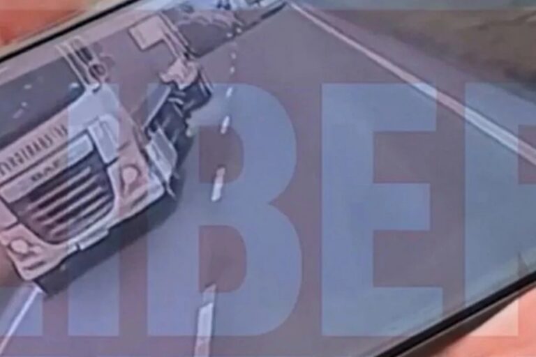 Νέο σοκαριστικό βίντεο από το θανατηφόρο τροχαίο στη Ρουμανία που στοίχισε τη ζωή σε επτά οπαδούς του ΠΑΟΚ