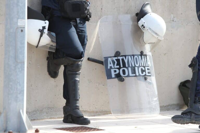 Επιστολή διαμαρτυρίας στο «L&O»: «23 χρόνια στασιμότητας – Η κοροϊδία με το πενθήμερο και η αγανάκτηση των Αστυνομικών»