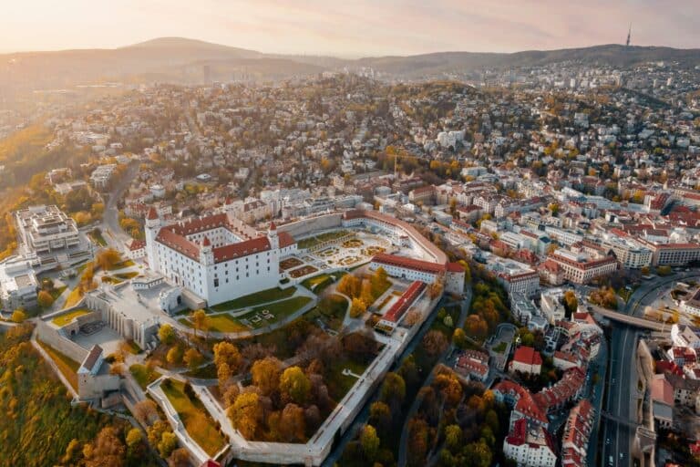 12 χώρες στην Ευρώπη που μπορείς να ταξιδέψεις με λιγότερα από 60 ευρώ τον Μάρτιο