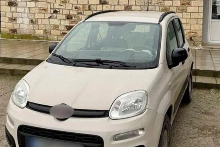 Έβρος: Χειροπέδες σε δύο διακινητές που μετέφεραν 12 μετανάστες