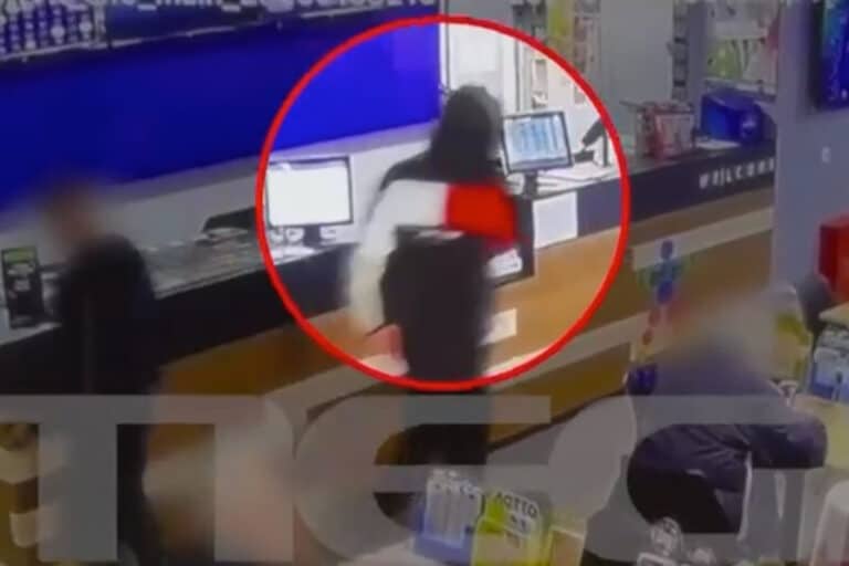 Θάνατος 17χρονου στις Σέρρες: Η στιγμή που μπαίνει σε πρακτορείο παιχνιδιών μετά τον άγριο ξυλοδαρμό του (βίντεο)