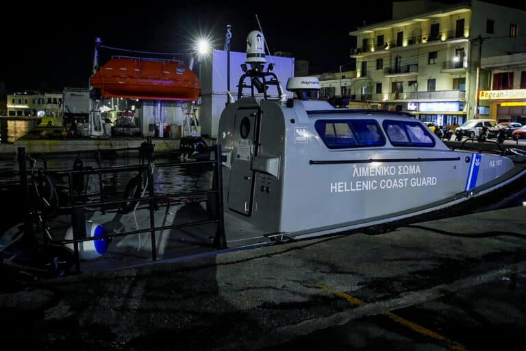 Χίος: Τραγωδία με 15 νεκρούς και 25 τραυματίες από το περιστατικό με διακινητές στο Μερσινίδι – Το χρονικό (εικόνες)