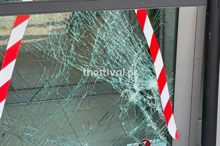 Θεσσαλονίκη: «Δεν είμαι δολοφόνος, ούτε εγκληματίας – Έπρεπε να κάνω κάτι» λέει ο 80χρονος που έριξε το ΙΧ σε τράπεζα