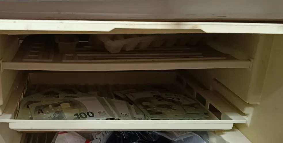 xrimata katerinh 5 3 2