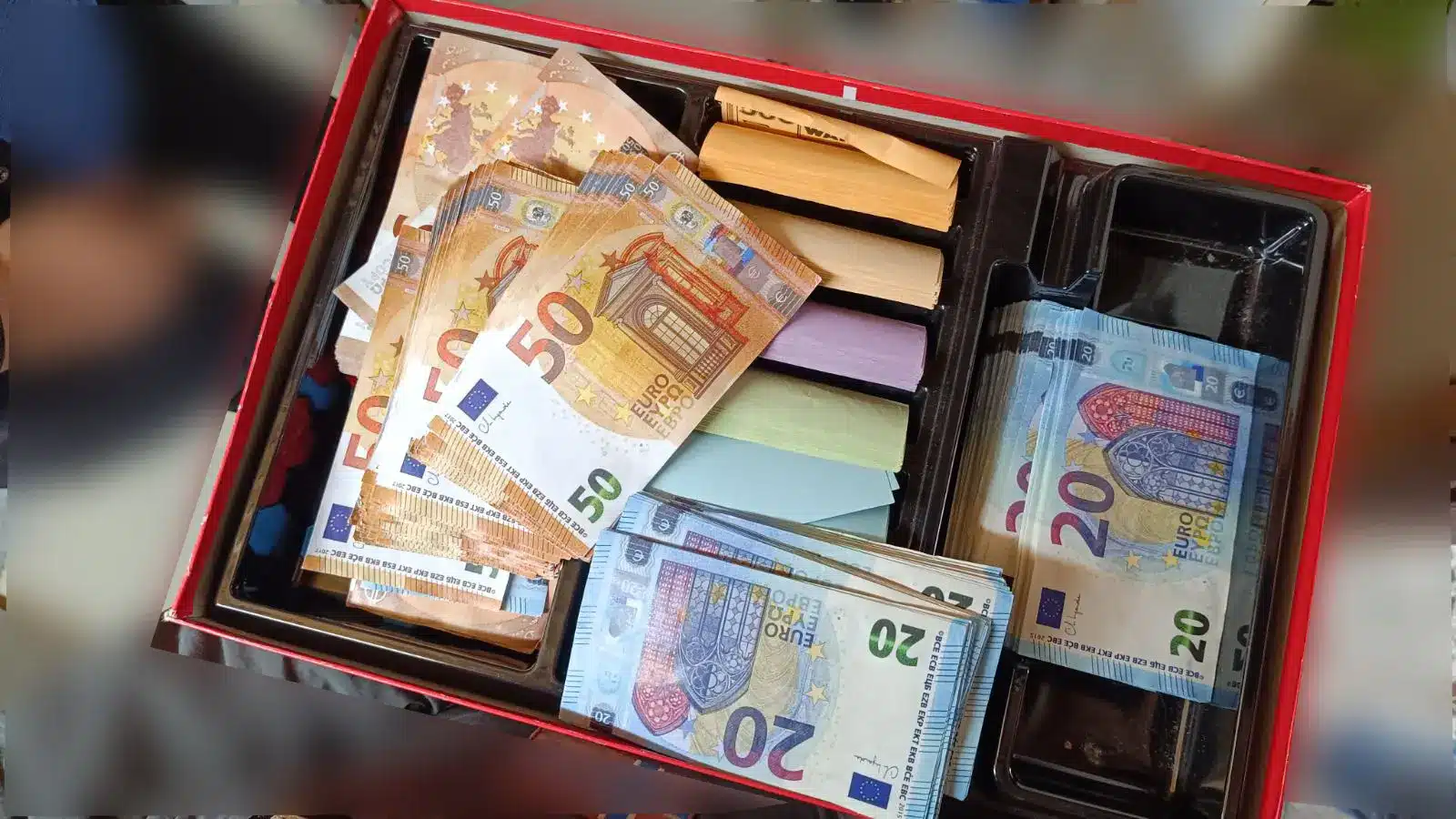 xrimata katerinh 5 3