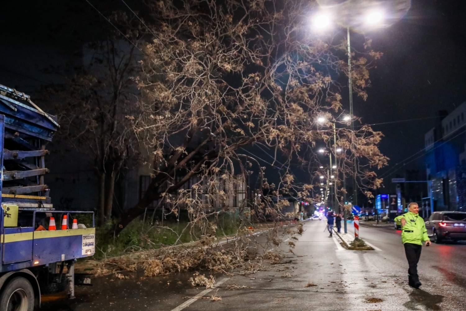 kakokairia attikh 2 4