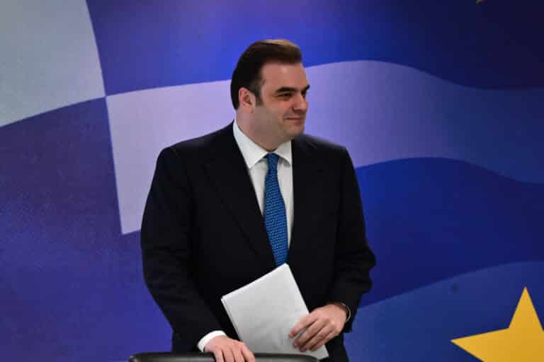 Πιερρακάκης: «Η Ευρώπη χρειάζεται μεγαλύτερες και ισχυρότερες τράπεζες – Το μήνυμα για την ελληνική τραπεζική αγορά» (βίντεο)