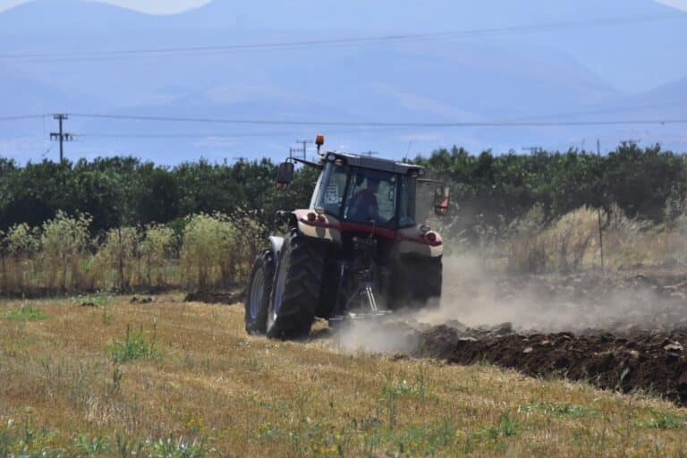 Τραγωδία στο Ανθοχώρι Βοΐου: Νεκρή 53χρονη σε δυστύχημα με τρακτέρ