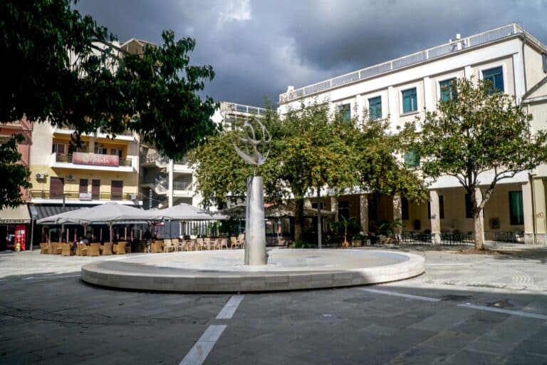 Άρτα: Άνδρας έκλεψε μοτοσικλέτα και της άλλαξε χρώμα για να μην αναγνωρίζεται – Τον ταυτοποίησε η ΕΛ.ΑΣ.