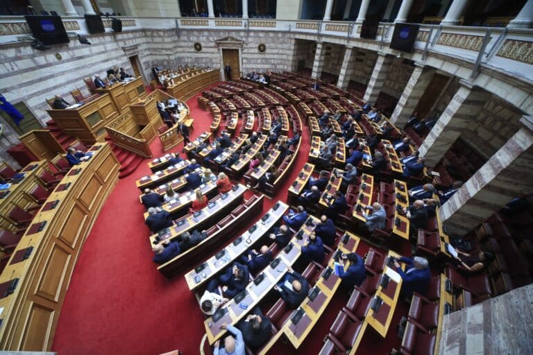Στα 30 χρόνια αυξάνεται η πραγματική έκτιση των ισοβίων – Κατατέθηκε η τροπολογία στη Βουλή