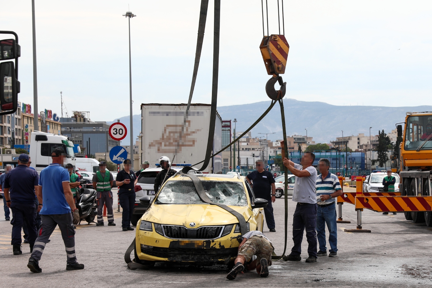 taxi peiraias 4 6 2