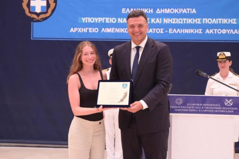 Κικίλιας στη βράβευση της Σ. Κασπίρη: «Οι ναυαγοσώστες μας βρίσκονται καθημερινά στην πρώτη γραμμή»