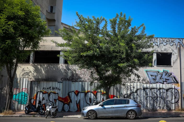 Guardian: Η διαδρομή της 38χρονης Βρετανίδας πριν βρεθεί νεκρή σε βαλίτσα στην Κυψέλη – «Ποιος μπορεί να το έκανε;»