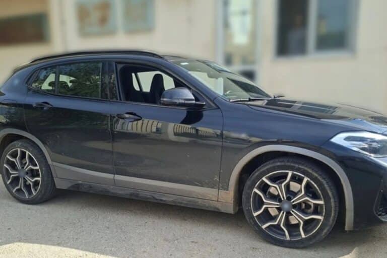 Έβρος: Συνελήφθη οδηγός που μετέφερε 11 παράτυπους μετανάστες με ΙΧ