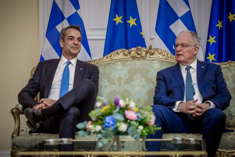 Η δεξίωση στο προεδρικό, ο ποιητής Τασούλας και η πασαρέλα του GNTM