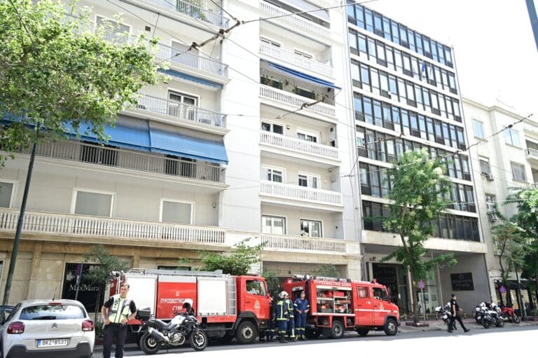 Tηλεφώνημα για βόμβα στην πρεσβεία της Γαλλίας στην Ακαδημίας – Διεκόπη η κυκλοφορία