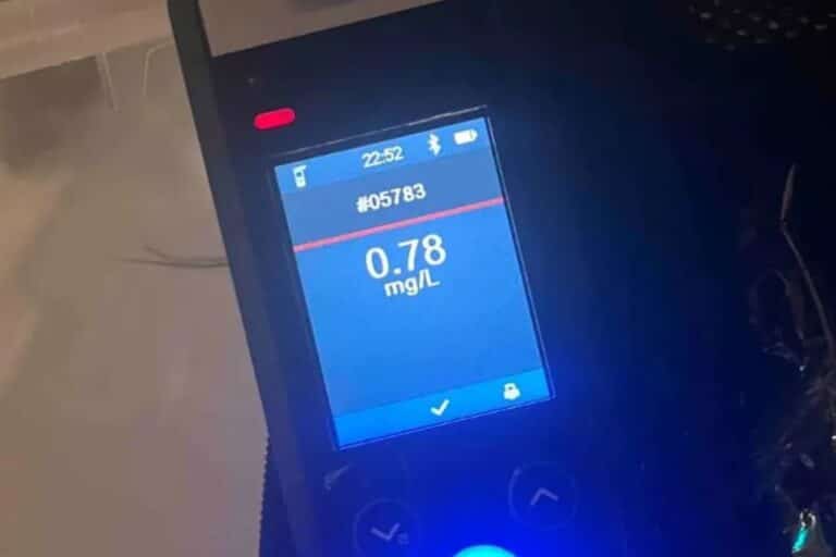 Σαρωτικοί έλεγχοι της Τροχαίας στην Αττική: 25 συλλήψεις και 175 παραβάσεις από σχεδόν 25.000 αλκοτέστ