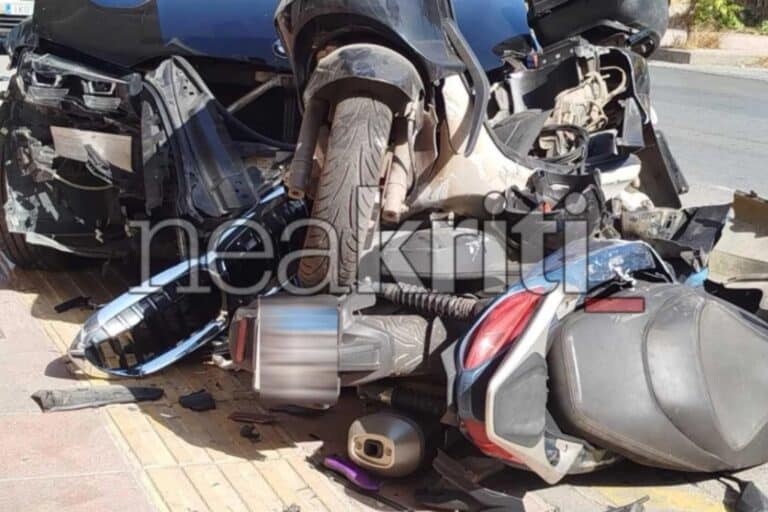 Ηράκλειο: Αυτοκίνητο έπεσε πάνω σε σταθμευμένα οχήματα – Προκάλεσε ζημιές σε ΙΧ και μηχανές