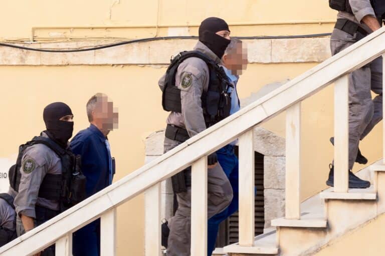 Χανιά: Ελεύθερος με εγγύηση 20.000 ευρώ ο ιατροδικαστής του Πανεπιστημίου Κρήτης που κατηγορείται για δωροδοκία