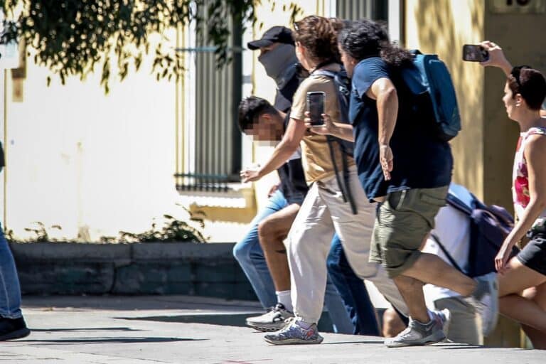 Κυψέλη: Προφυλακίστηκε ο Αφγανός για τη δολοφονία της Βρετανίδας – Τήρησε το δικαίωμα της σιωπής
