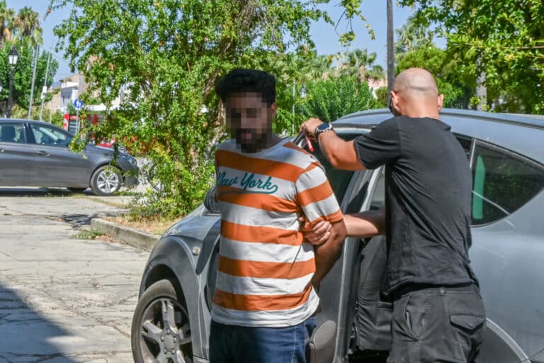 Ναύπλιο: Στη φυλακή οι δύο Ινδοί για τον φόνο του 59χρονου ψυχολόγου
