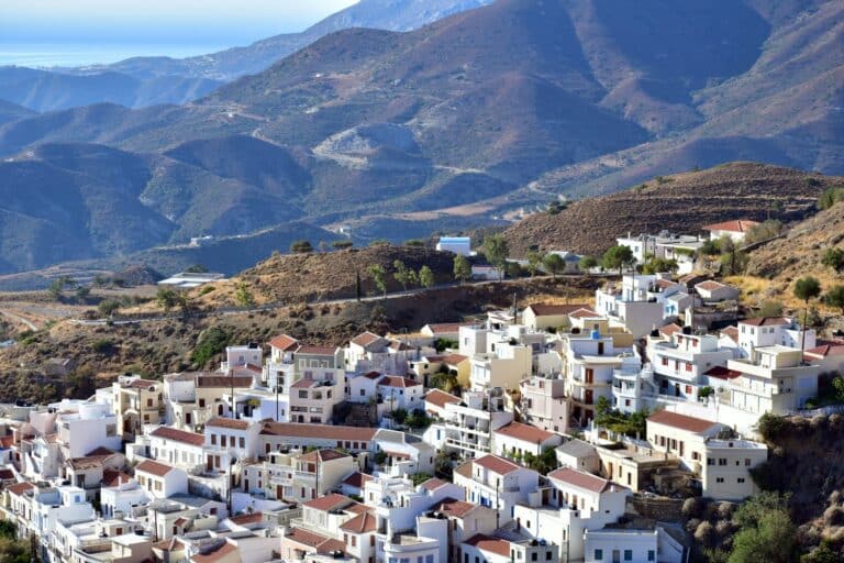 Κάρπαθος: Με πολλαπλές ταυτότητες κυκλοφορούσε ο Αλβανός δραπέτης που συνελήφθη για κλοπή – «Πλούσιο» το ποινικό παρελθόν του